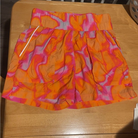 Fabletics shorts - Picture 2 of 6